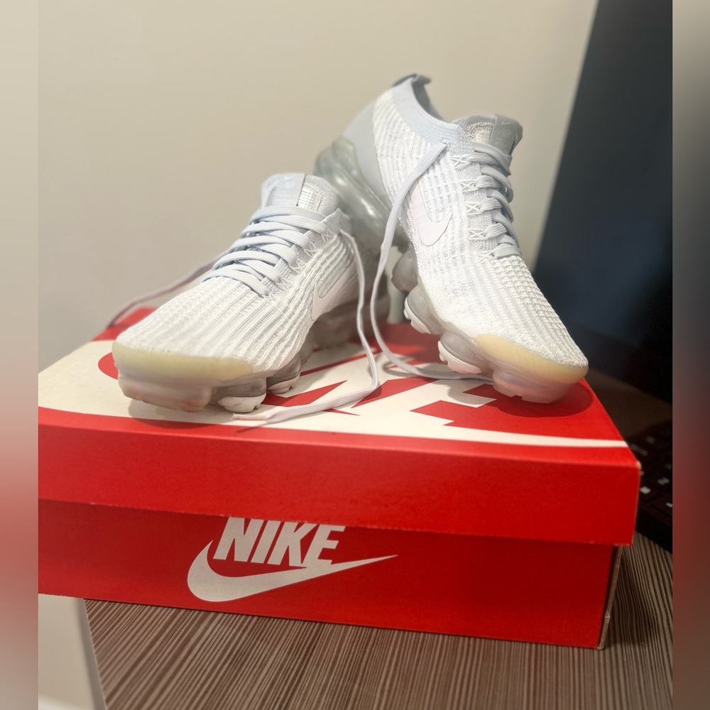 Nike Air Vapor max Flyknit 3 - Pure Platinum Women’s Sneakers
